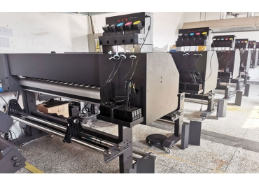 UV高精度彩白彩噴繪機(jī)共7臺